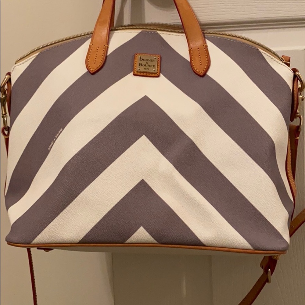 Dooney & Bourke Gray and white chevron large bag
